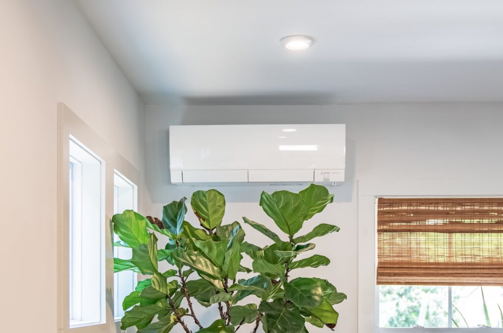 ac-on-wall